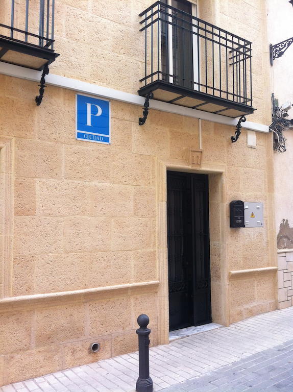 Pension Ruiz Linares  Eksteriør billede